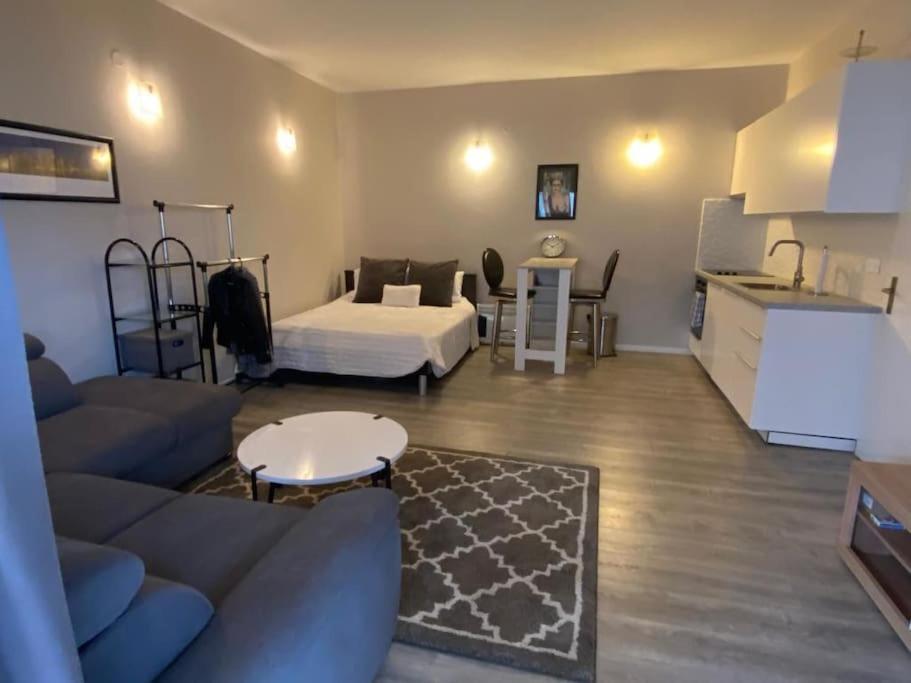 Studio Apartment Luxe- 10Min To Old Town Ντουμπρόβνικ Εξωτερικό φωτογραφία