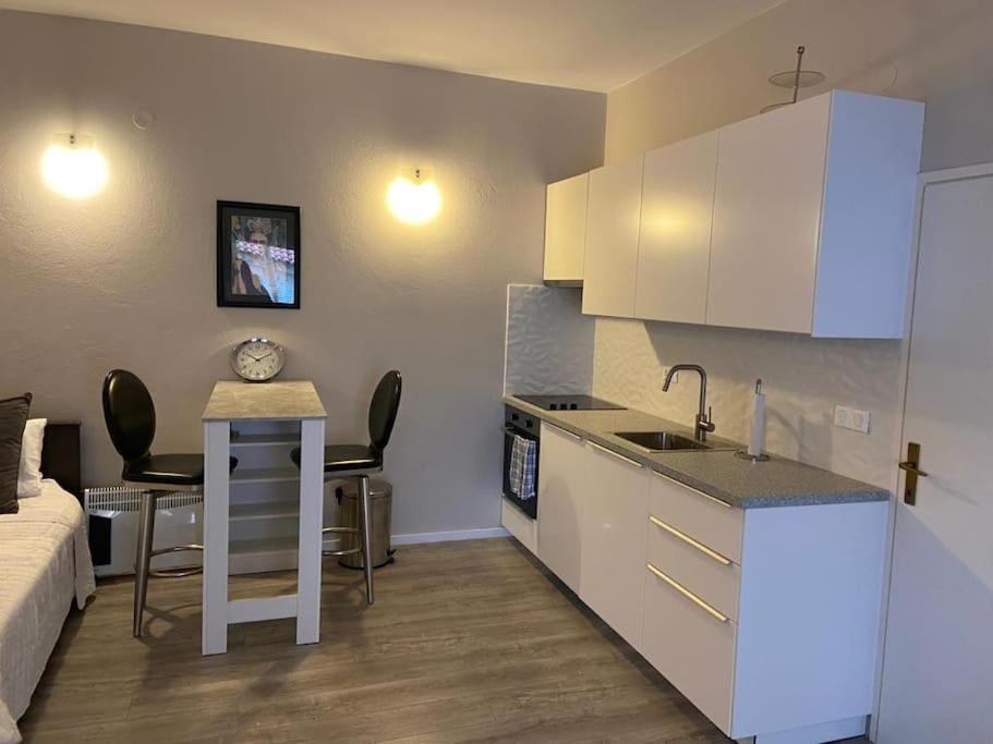 Studio Apartment Luxe- 10Min To Old Town Ντουμπρόβνικ Εξωτερικό φωτογραφία
