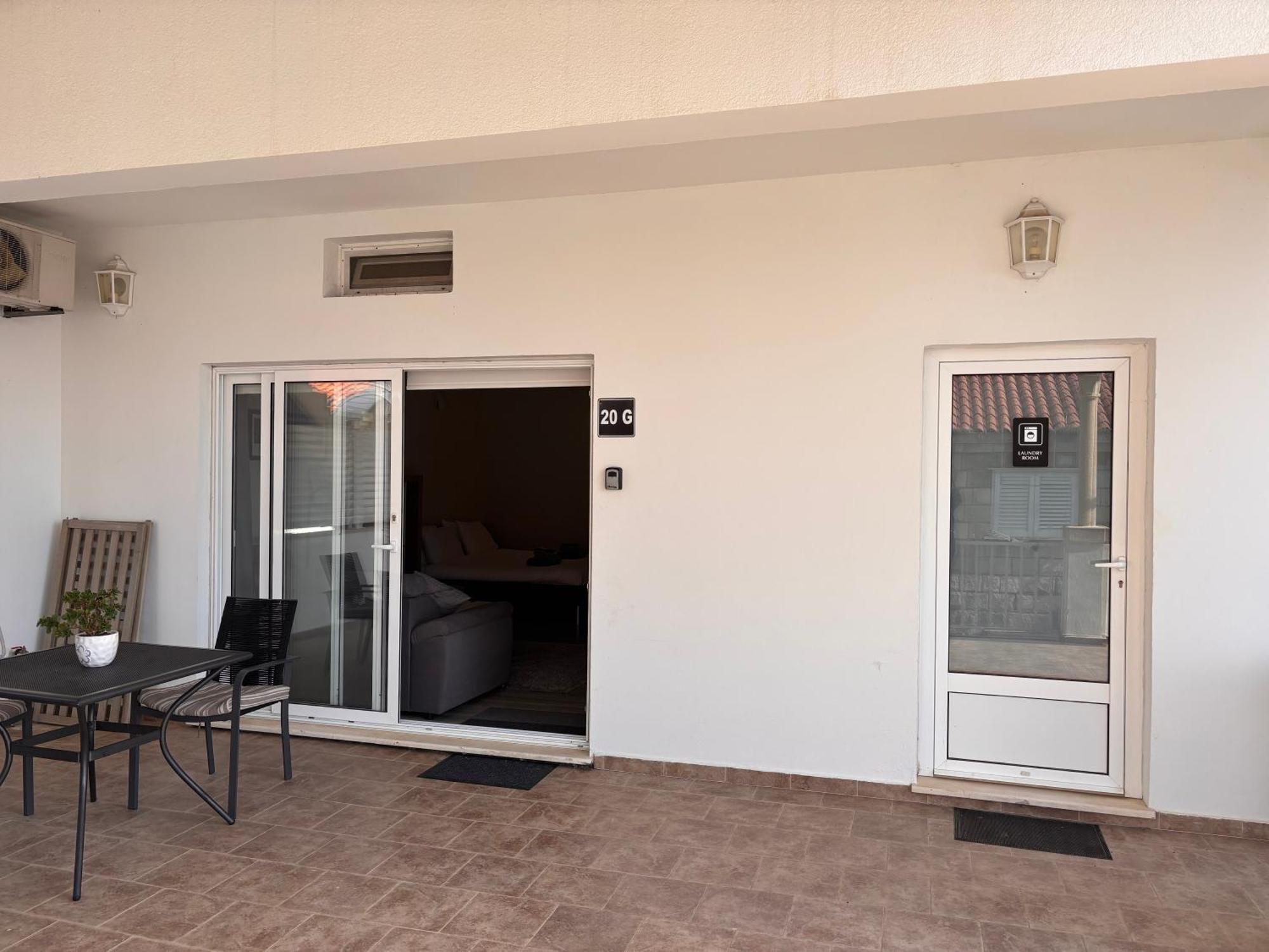 Studio Apartment Luxe- 10Min To Old Town Ντουμπρόβνικ Εξωτερικό φωτογραφία